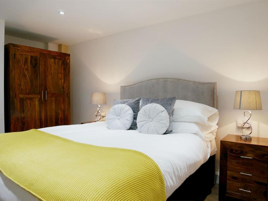 Norton House - Mumbles Bed & Breakfast Swansea