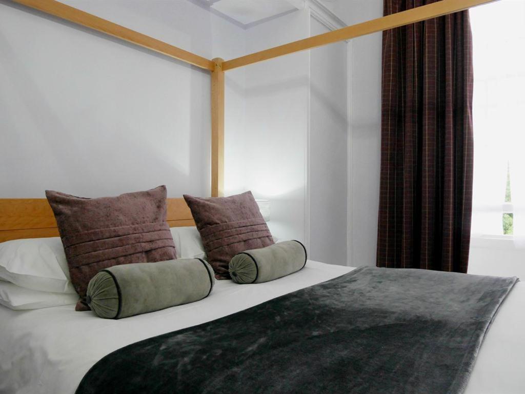 Norton House - Mumbles Bed & Breakfast Swansea