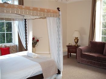 Norton House - Mumbles 3*