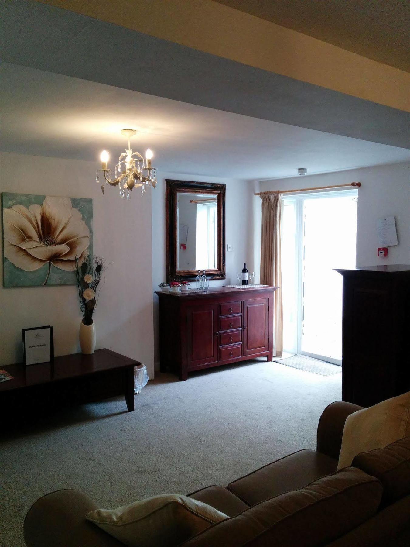Norton House - Mumbles Bed & Breakfast