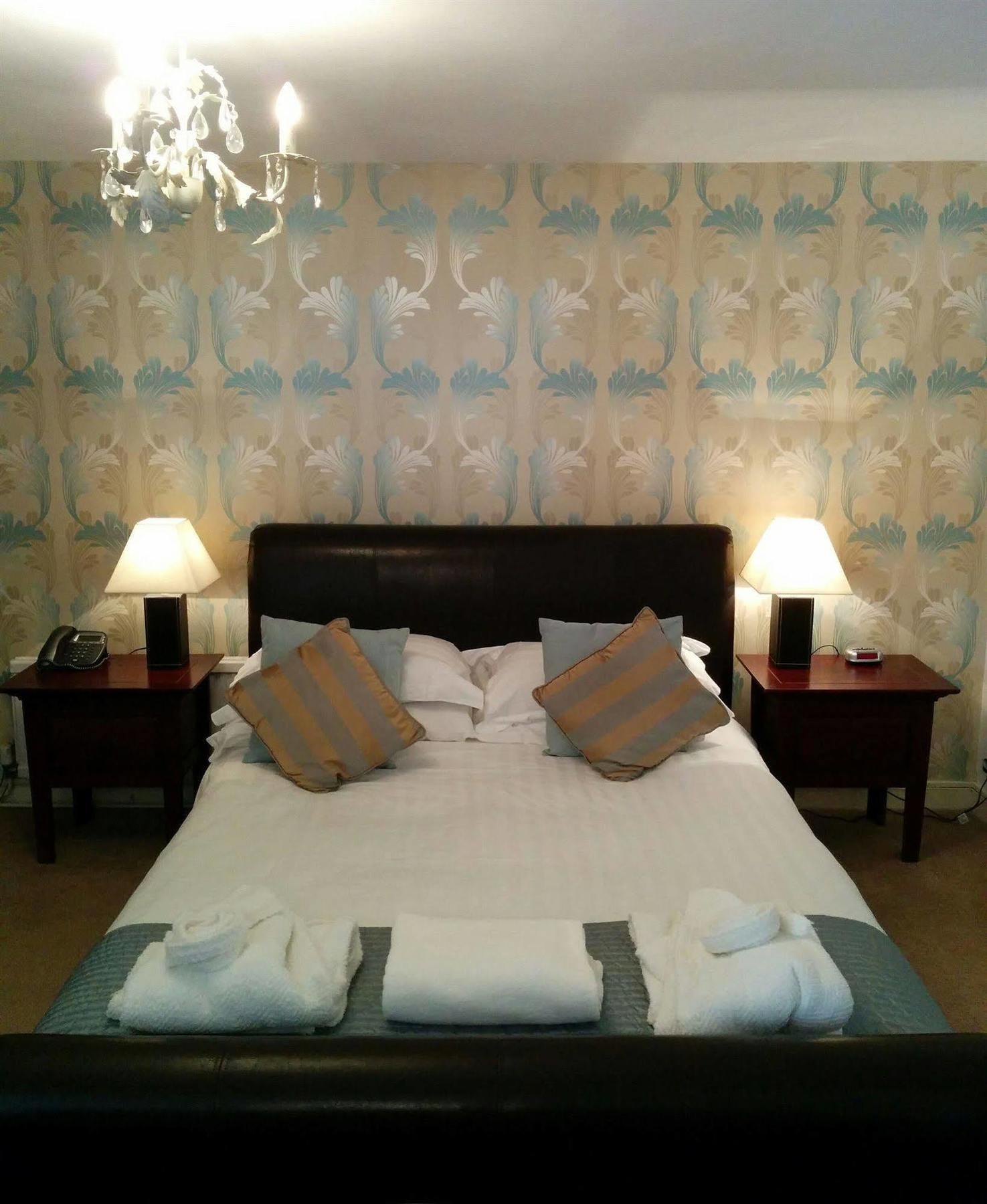 Norton House - Mumbles 3*