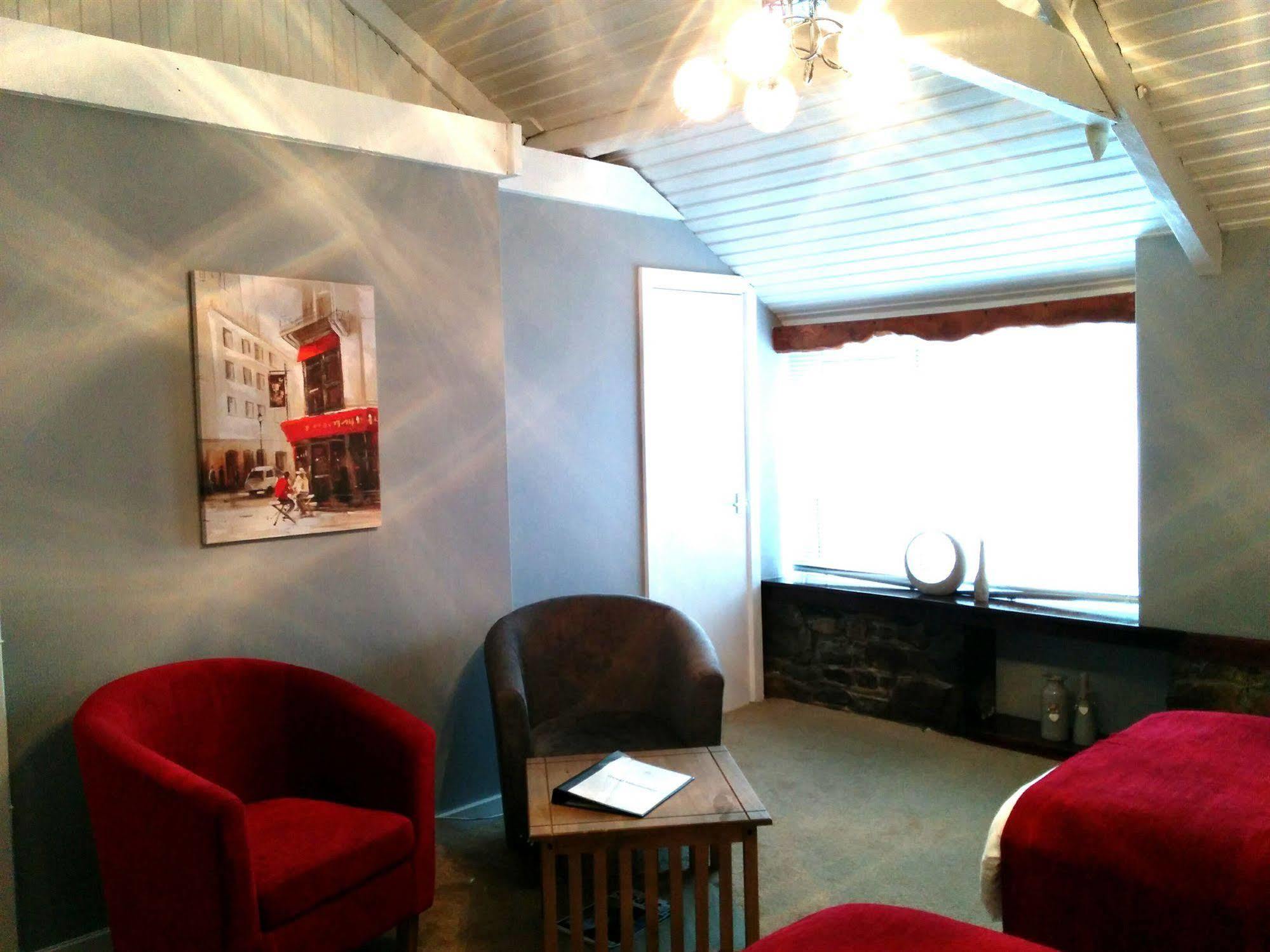 Norton House - Mumbles Bed & Breakfast