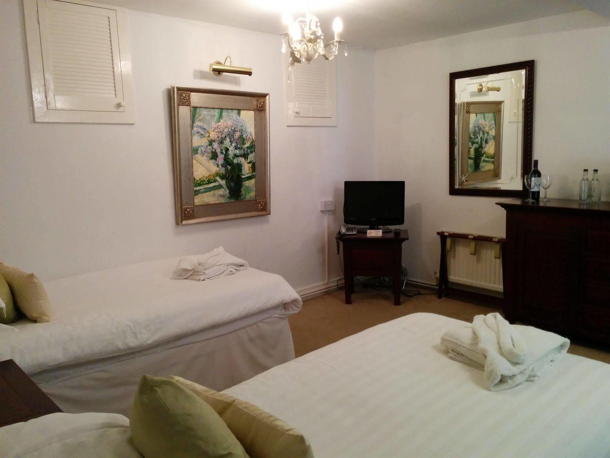 Norton House - Mumbles Bed & Breakfast